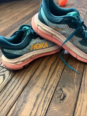 Hoka Womens Mafate Speed 4 Fitness Running & Training Shoes Used size 8B